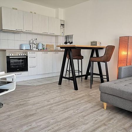 Surforama De Feine Stuuv In Orth Mit Meerblick Fehmarn Esterno foto